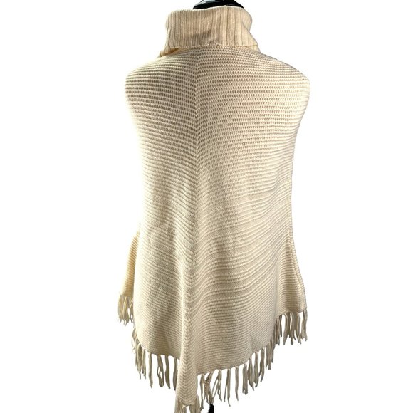 Elevated Boho, Cottage Core Tassle Talbot’s Cream Wool knit Poncho, Women's S/M - Picture 7 of 14